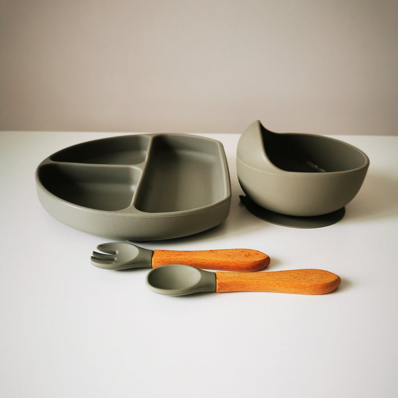 Silicone feeding set