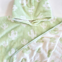 Cotton hooded towel with green and white cactus pattern